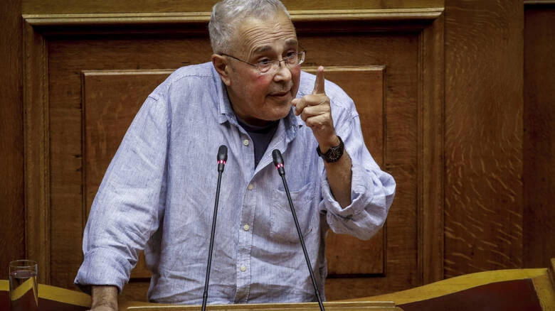 Ζουράρις: Συνεχίζω με τον Πάνο Καμμένο, είμαι ΣΥΡΙΖΑ από το 1968 (ηχητικό)